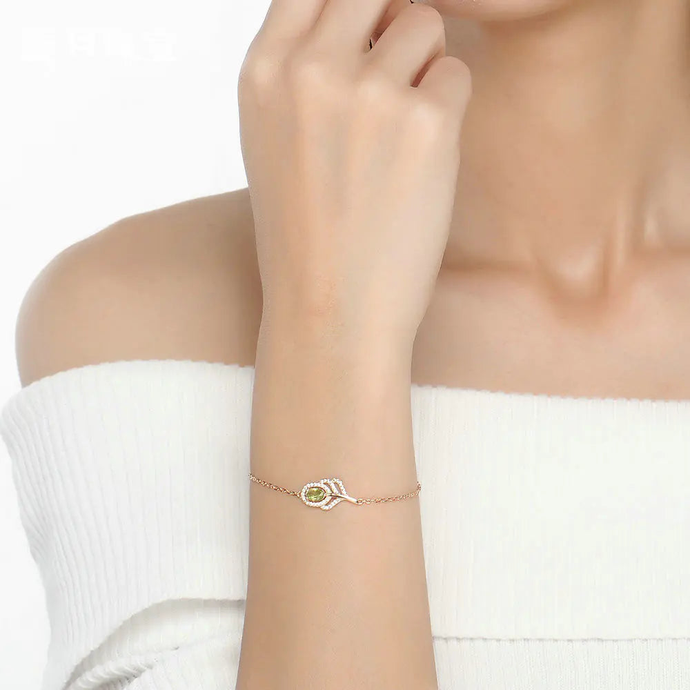 Avyra Grace - Peridot Bracelet