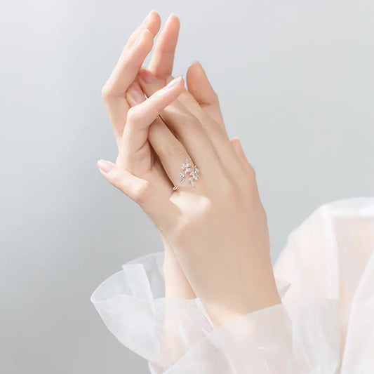 Sylis Shine - Zircon Ring