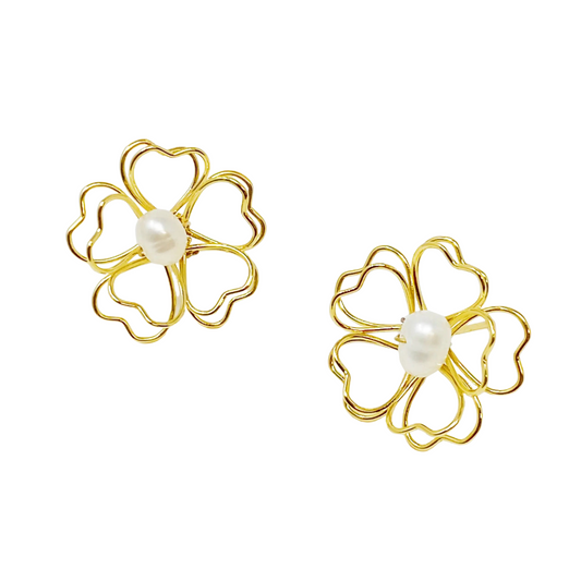 Amoria Bloom - Pearl Earrings