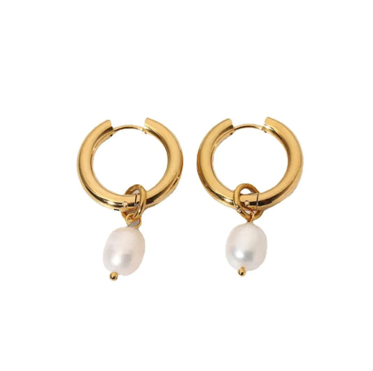 Elora Drift - Pearl Earrings