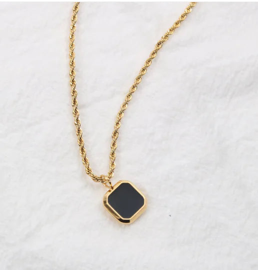 Noctira Edge - Onyx Necklace