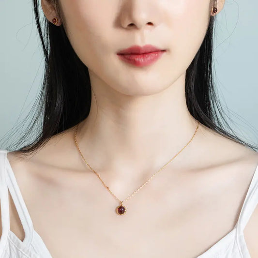 Seren Flame - Red Garnet Necklace