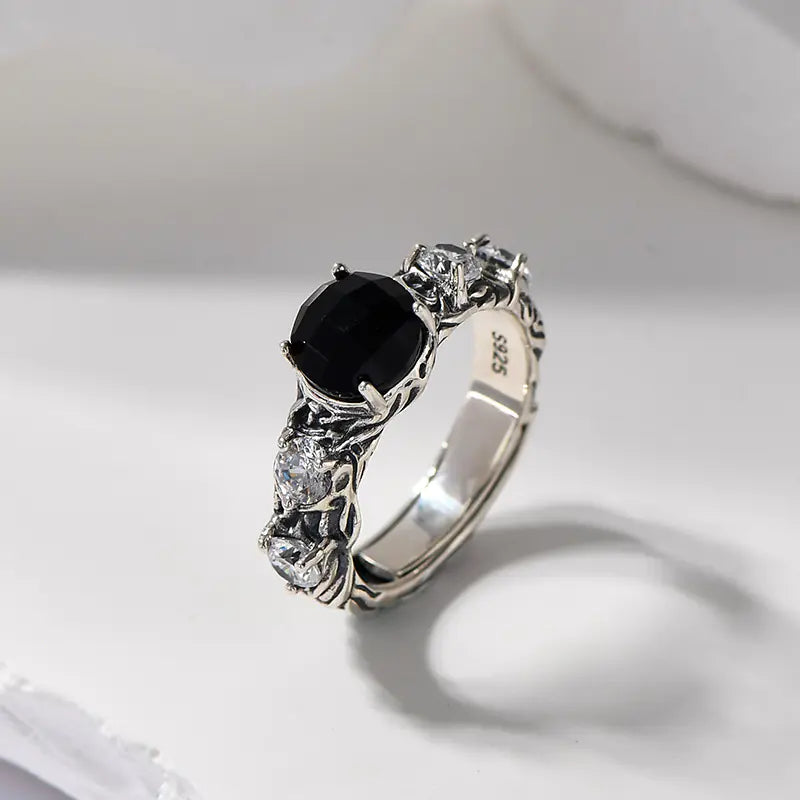 Nyros Shield - Black Onyx Ring