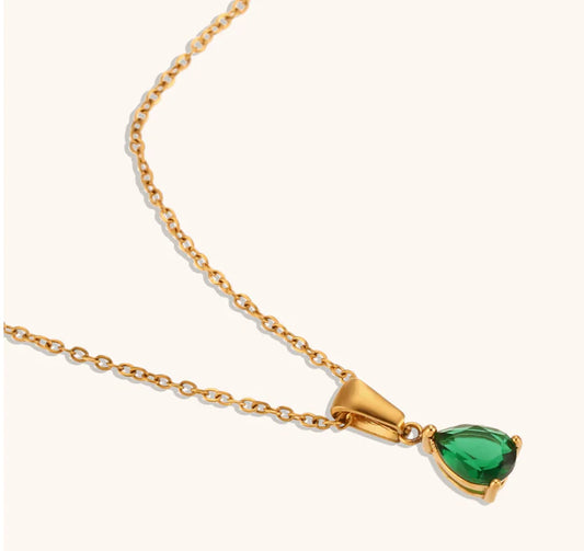 Verdara Star - Aventurine Necklace