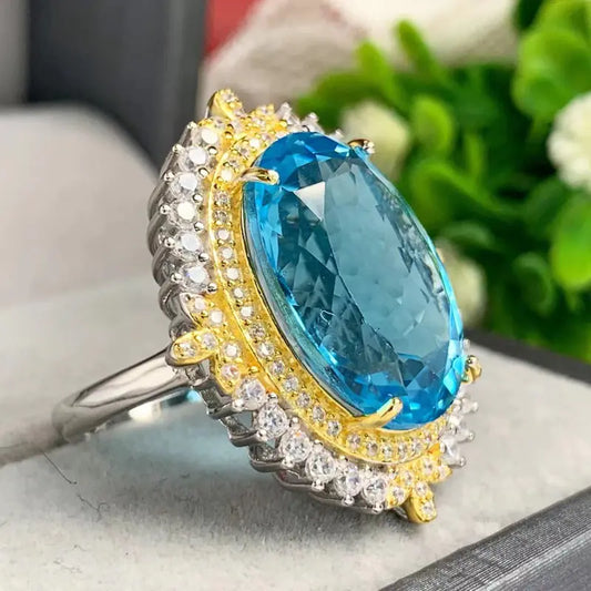 Cerulea Glow - Topaz Ring