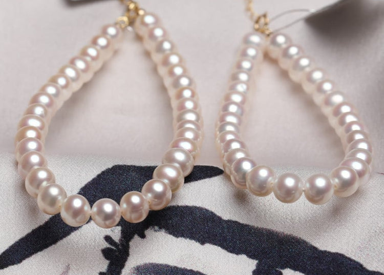 Orlena Shine - Pearl Bracelet