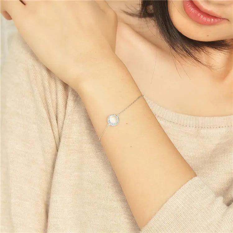 Lunara Mist - Topaz Bracelet