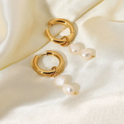 Elora Drift - Pearl Earrings