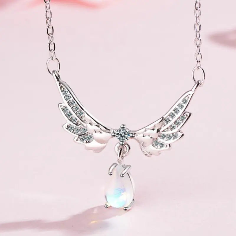 Selora Wings - Moonstone Necklace